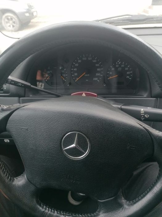 De vânzare Mercedes-Benz ML 320