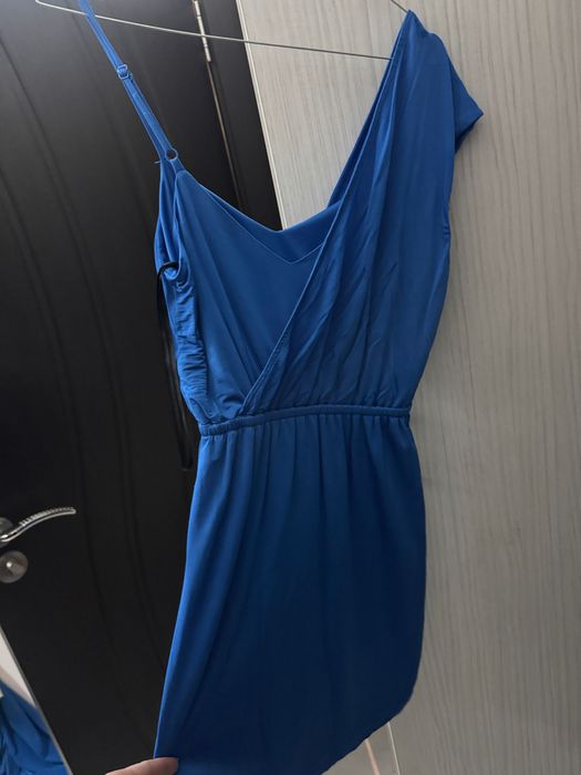 Официална рокля BEBE