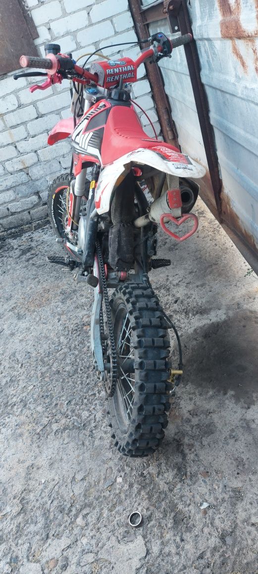 Продам питбайк apollo rfz 140 open