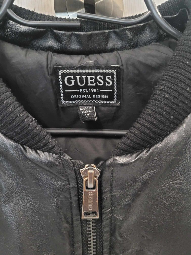 Яке кеко кожа Guess