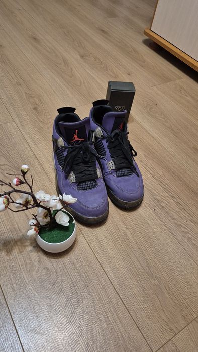 jordan 4 travis scott