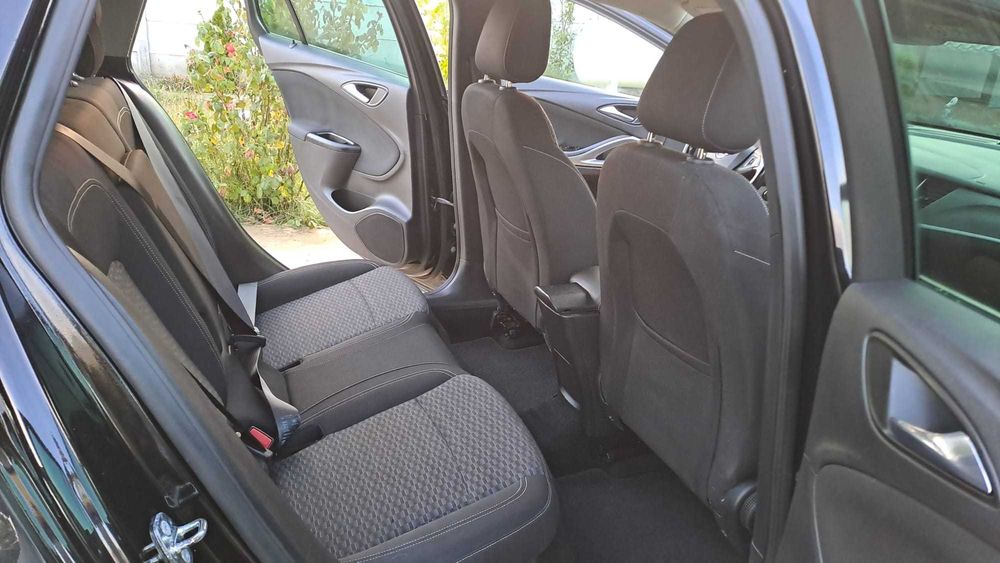 Opel Astra K 2018 - inmatriculat