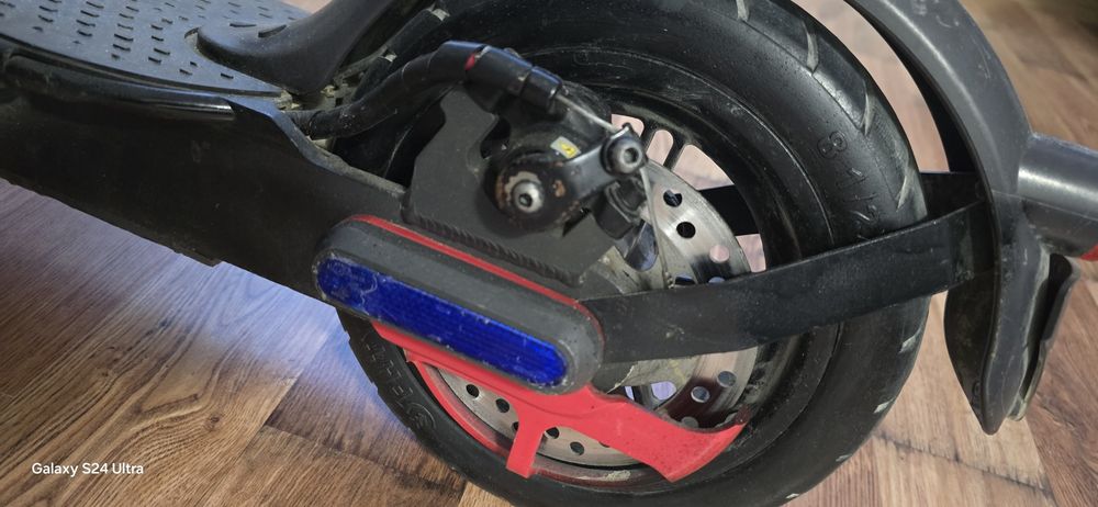 De vanzare trotineta.