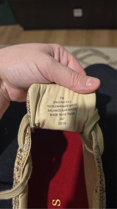 Adidasi Guess , nr 38 , originali nepurtati ..