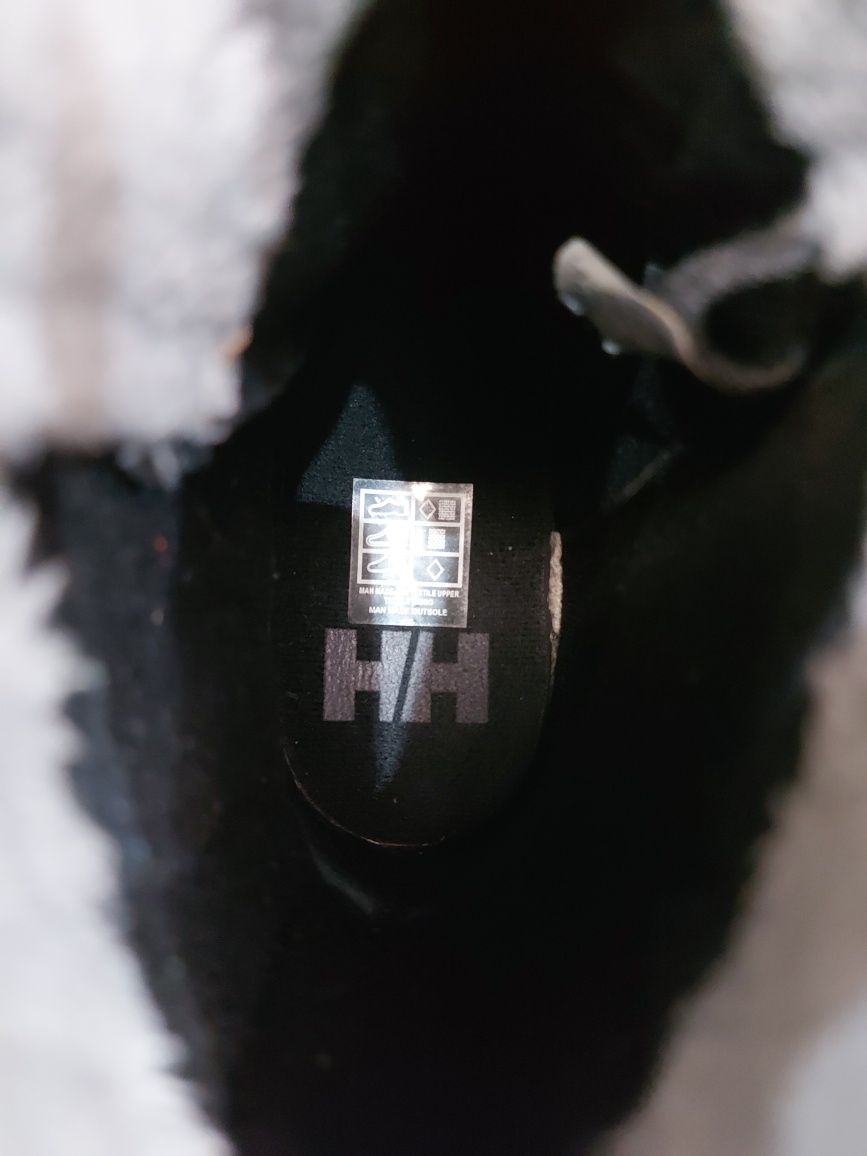 Мъжки зимни боти HELLY HANSEN. Номер 40.5