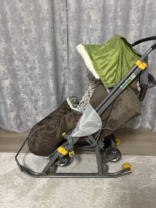 Продам санки коляска