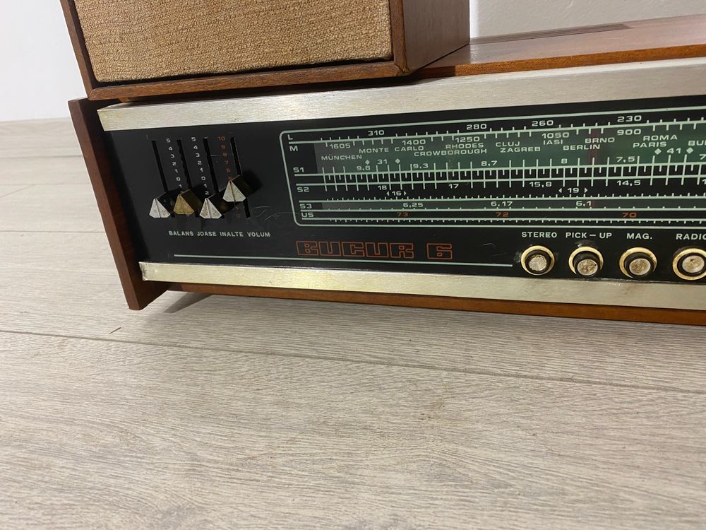 Obiect Decor Radio Tehnoton Bucur 6 cu 2 Boxe
