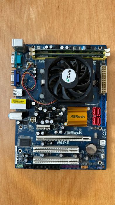 Дънна платка + AMD процесор + 4GB Ram