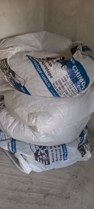 Set cauciucuri iarnă Continental M+S 215/60 R17 96H – aproape noi