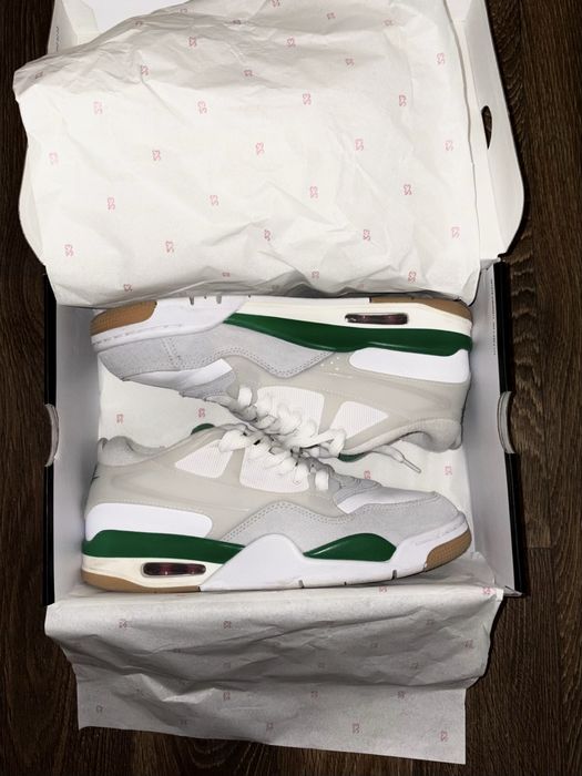 Nike Air Jordan 4 Rm