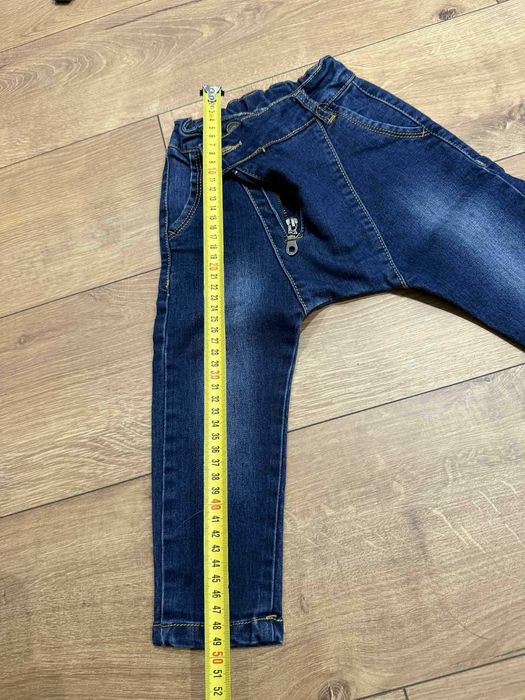 Дънки 12-18 месеца по 10 лв.