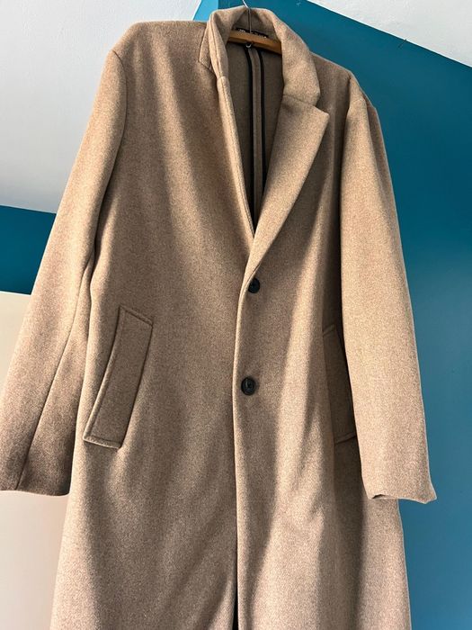 Vând palton nou nouț Zara ,mărimea L