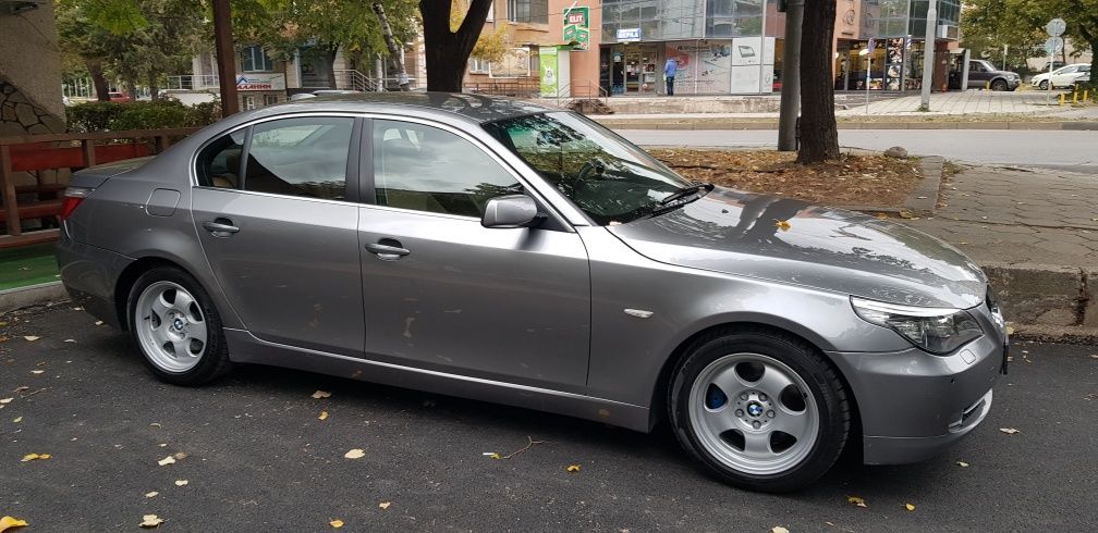 BMW 520 2008 год.