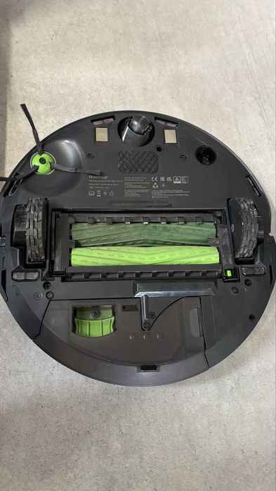 iRobot Roomba Combo 10 Max – Aspirator robot cu mop, folosit uşor