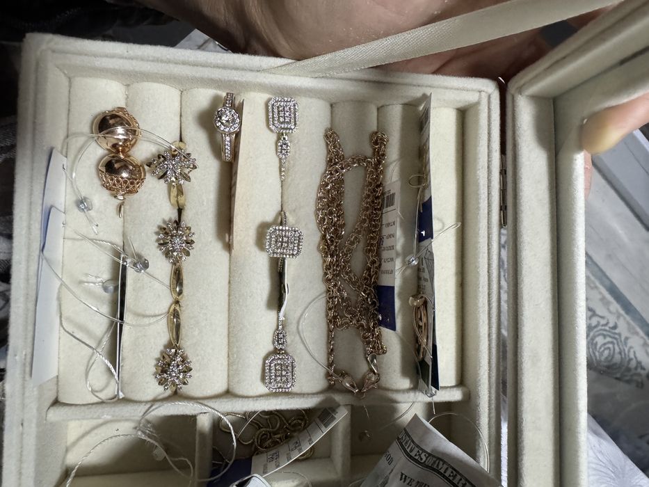 Продам золото!!!