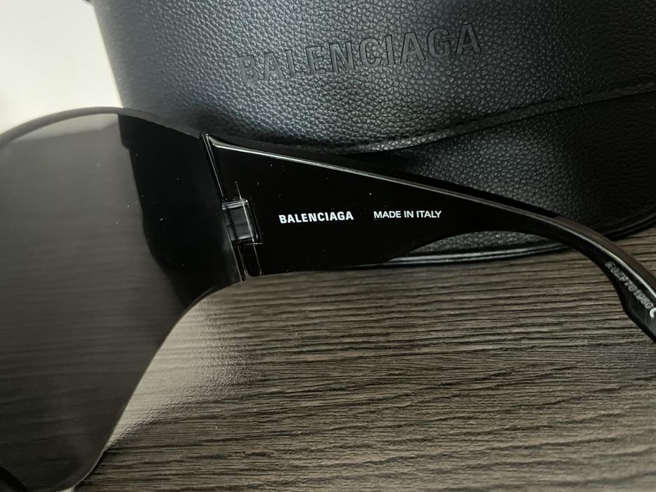 Очила Balenciaga