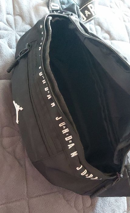 Чанта за през рамо или кръст