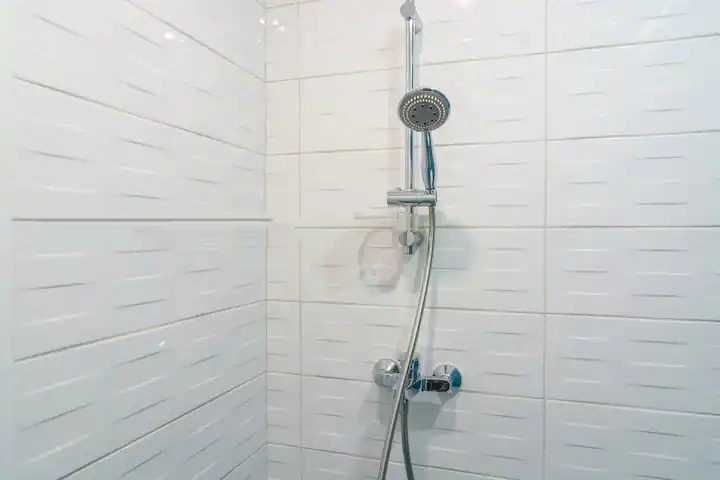 Дава се под наем Двустаен апартамент в София, Хладилника - 40 кв.м за 765 € - Снимка #7