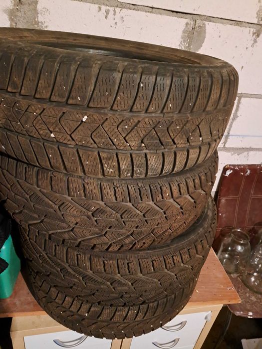 Cauciucuri M + S 205 - 60 - R16 - 96 H