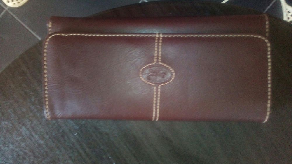 Portofel maro pentru femei