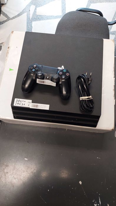 Конзола Playstation 4pro 1tb