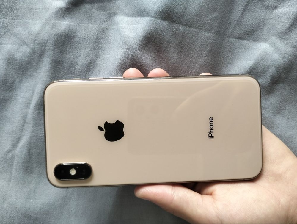 Iphone Xs holati zor