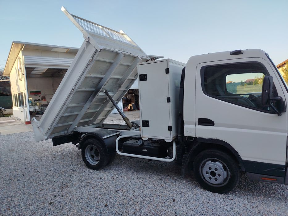 Mitsubishi Canter