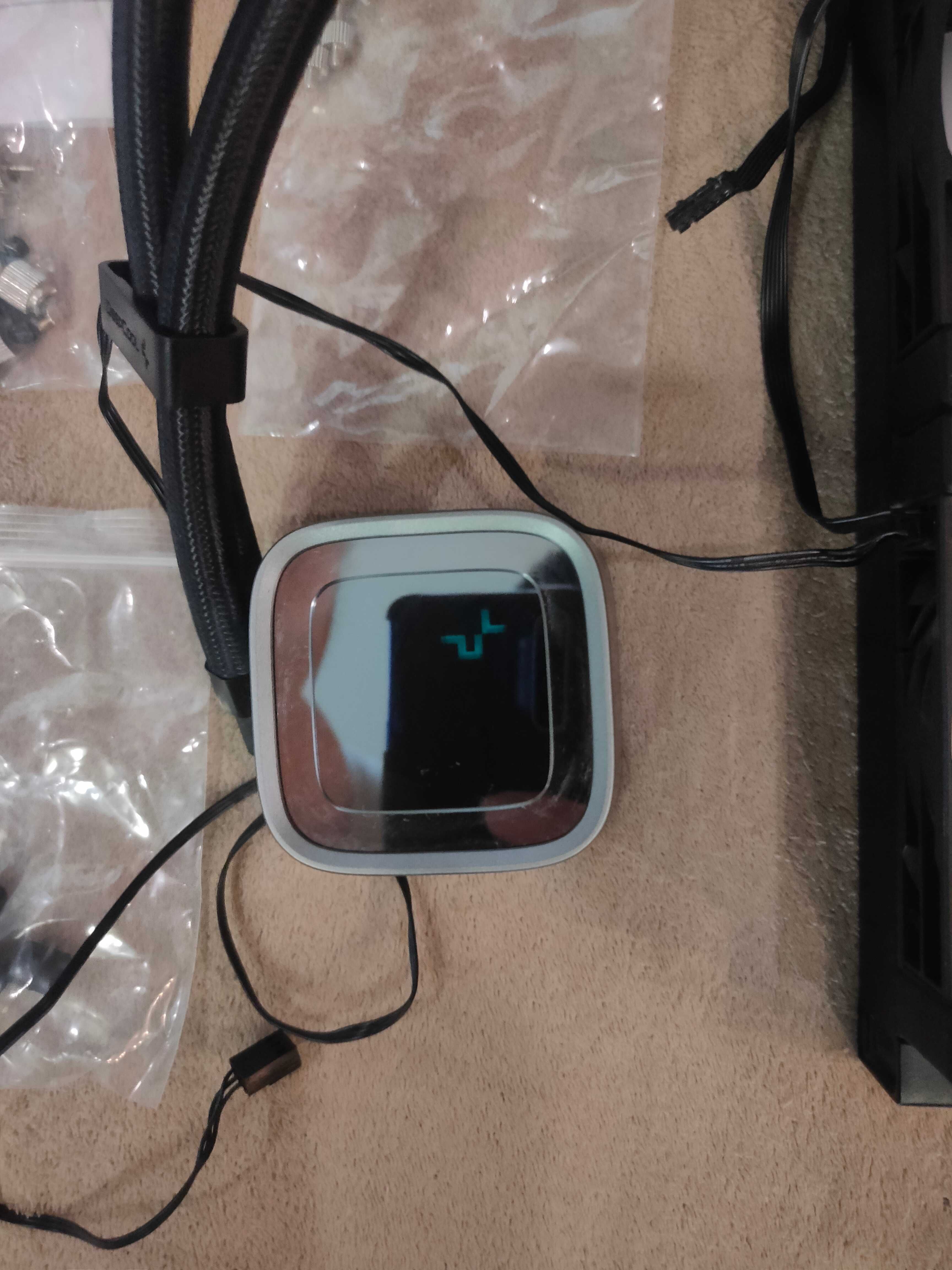 Продавам DEEPCOOL LS520