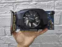 Видеокарта GIGABYTE GeForce GTS 450 1 Гб.  Не вскрывалась