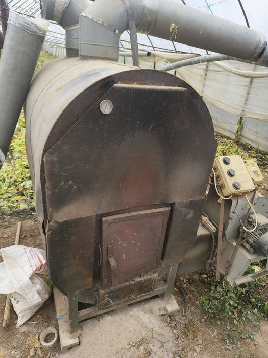 Vând generatoare de aer cald pt solarii suprafață încălzită 2000m2