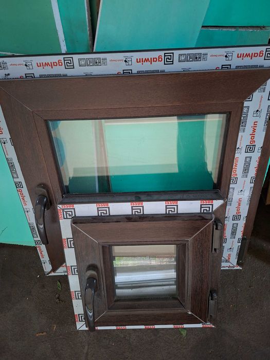 Форточка 60х60 и 38х38  цвет орех в Талгаре
