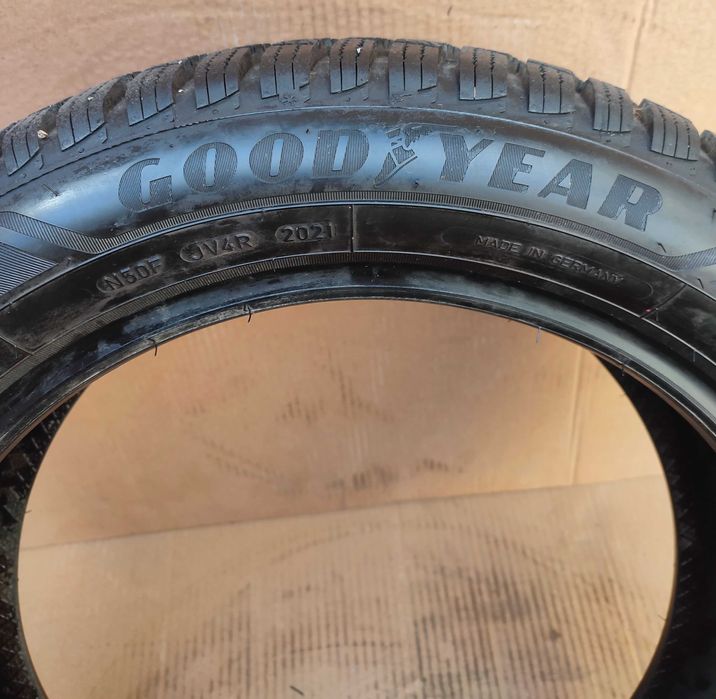 Anvelopa 205 55 16 Goodyear UltraGrip