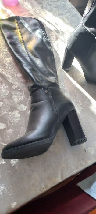 Продам осенние сапоги