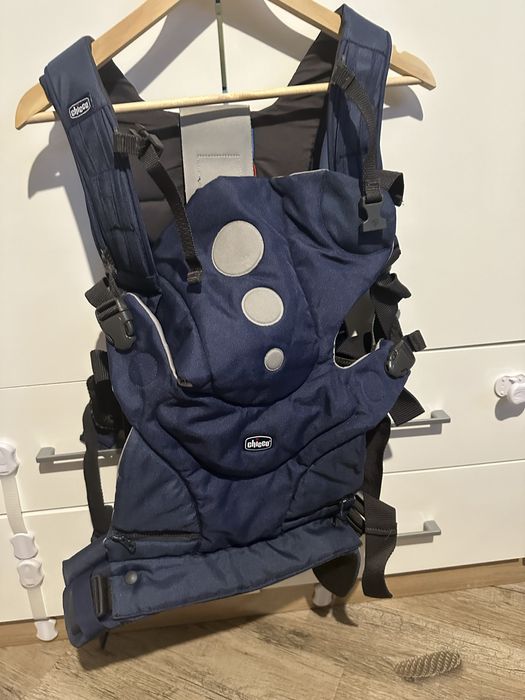 Marsupiu Chicco in stare buna