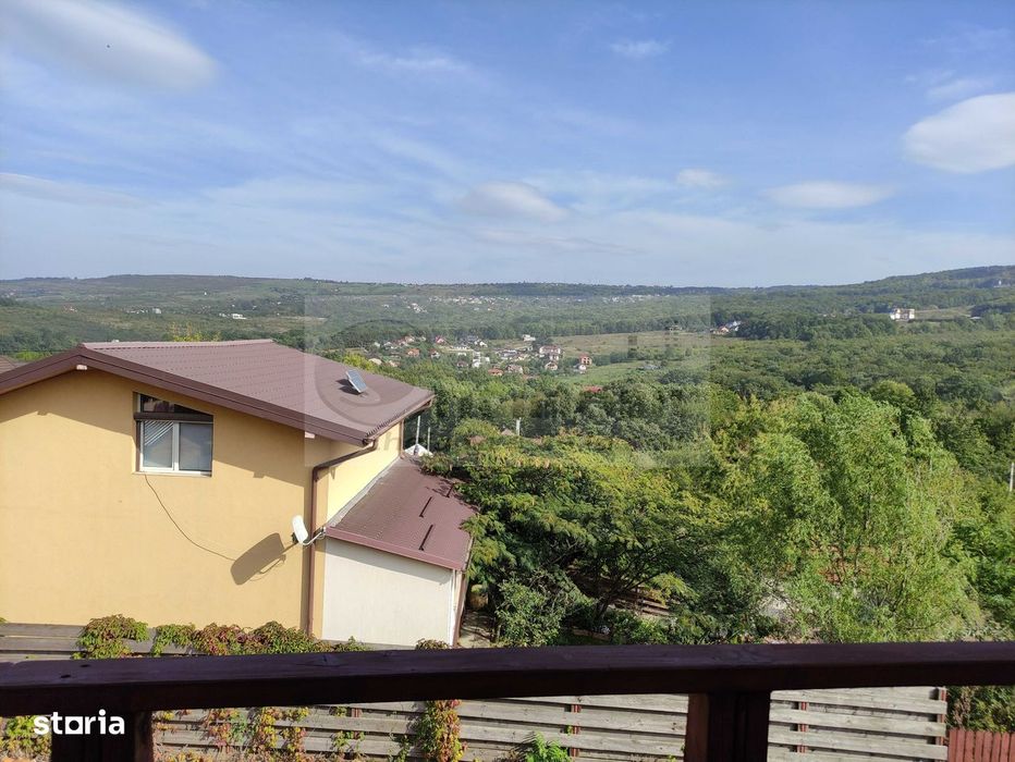 Casa/Vila Bucium Visani - 700 euro