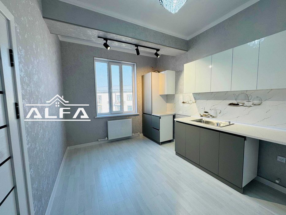 Buxoroda uy kvartira xonadon sotiladi 2 xonali 55m2 5-qavat.