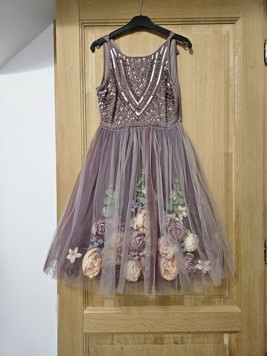 Rochie unica realizata manual