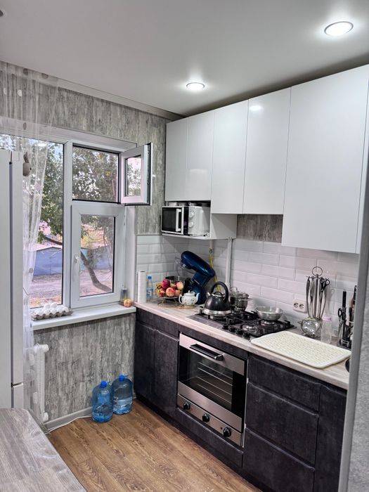 Продаётся 2 комн Тюленина