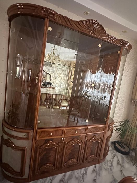 Set Mobilă in stare foarte buna