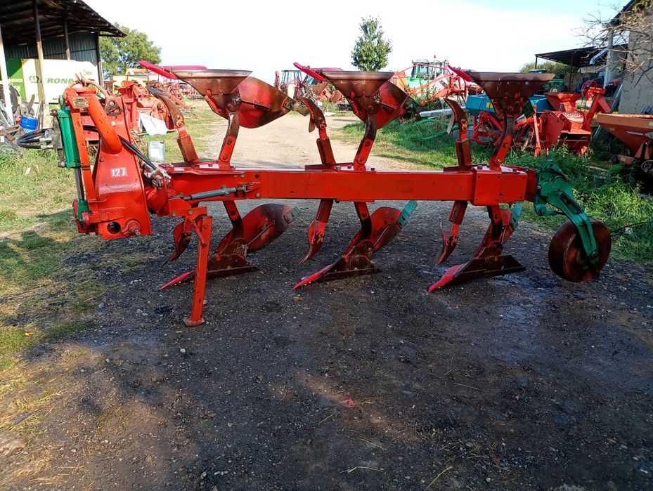 Plug reversibil Kuhn Huard Tr65T 3 brazde