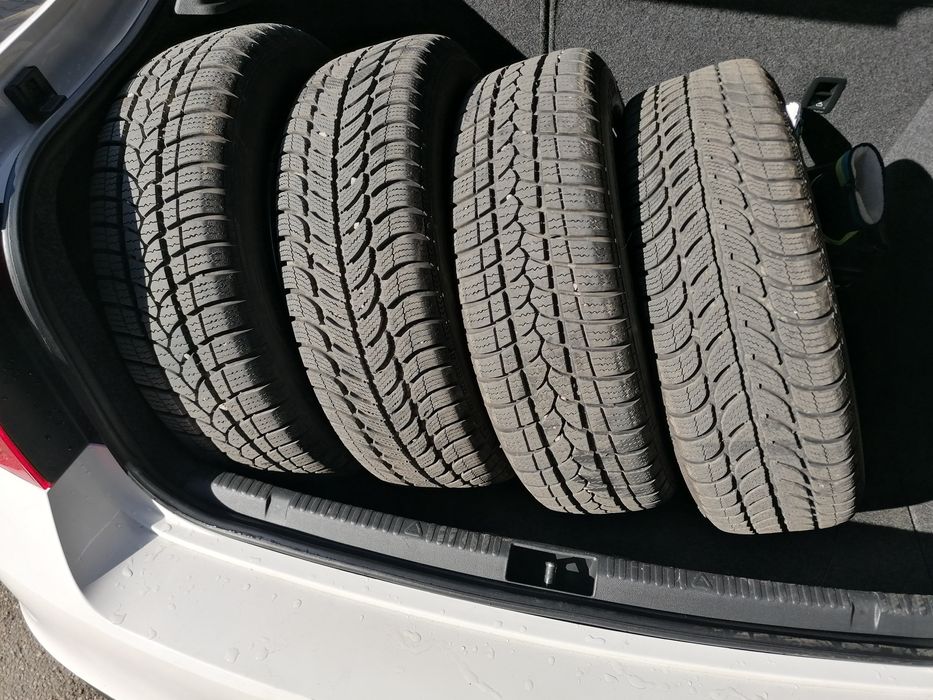 Vind 4 roti cu anvelope iarnaM+S 185/65/14  dot 2022