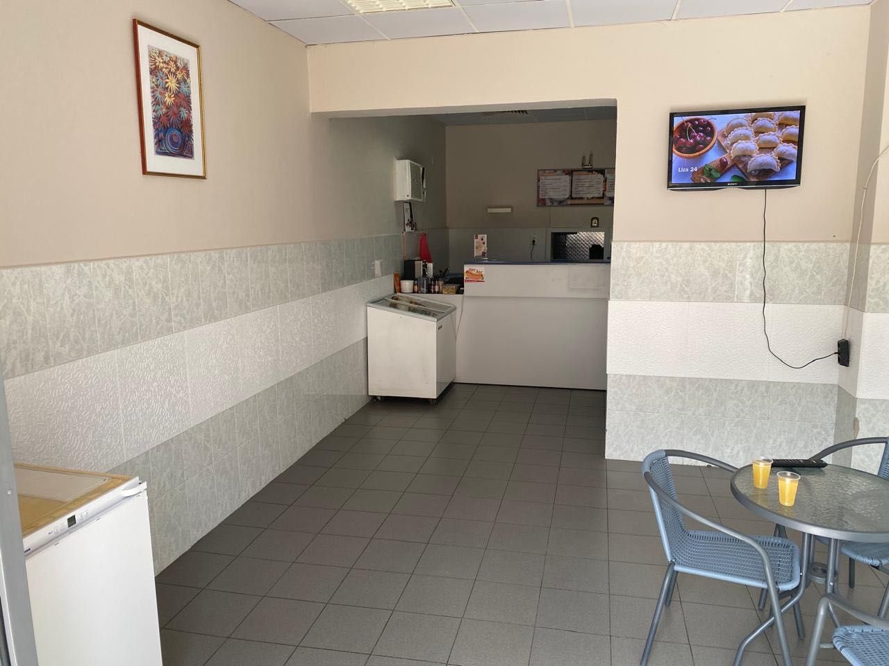 Дава се под наем Заведение в София, 7-ми 11-ти километър - 54 кв.м за 612 € - Снимка #3