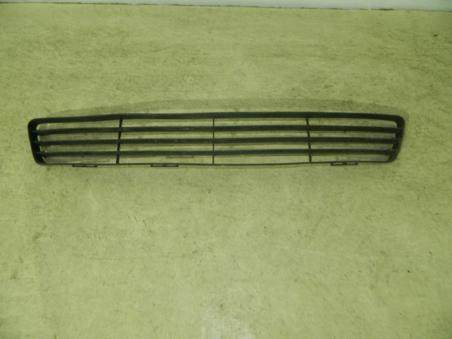 Grila centrala bara fata, Ford Fiesta, 2005, 2006, 2007, 2007, 2008,, 2S61-A018A58-A