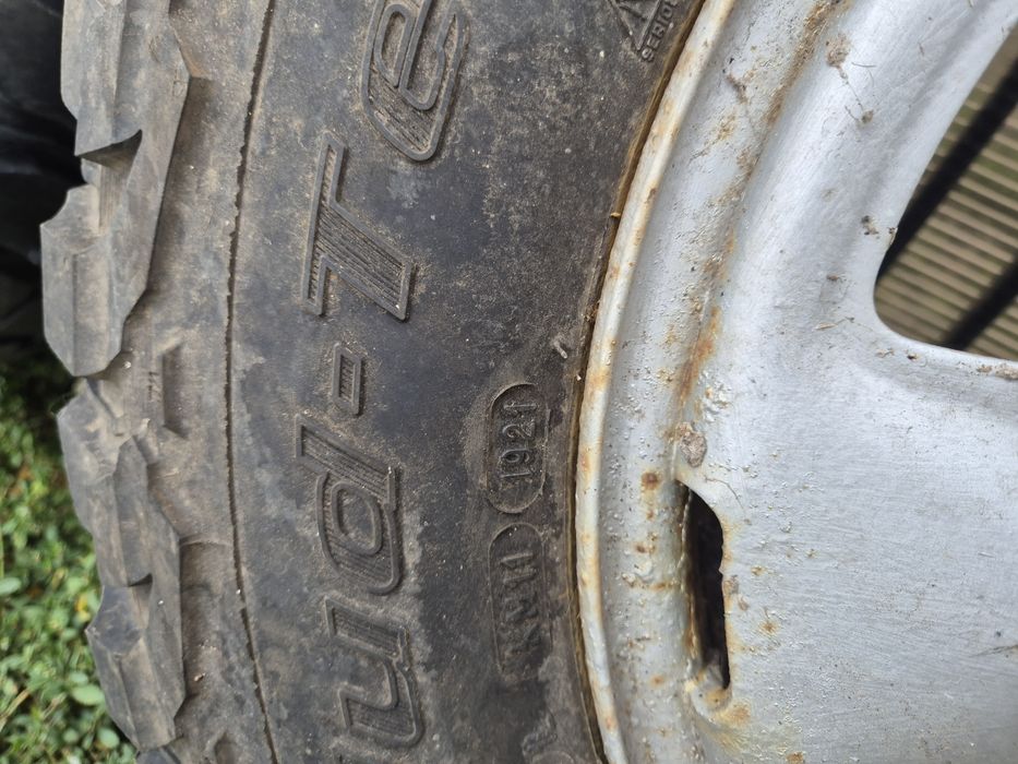 Jante Toyota Hilux/Land Cruiser 6x139 cu BF-Goodrich 225/75R16