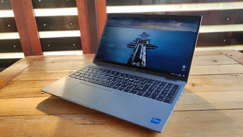 Laptop Dell Latitude 5520 procesor i5 1135G7
