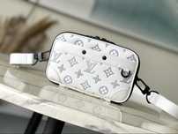 Louis Vuitton Alpha Wearable Wallet