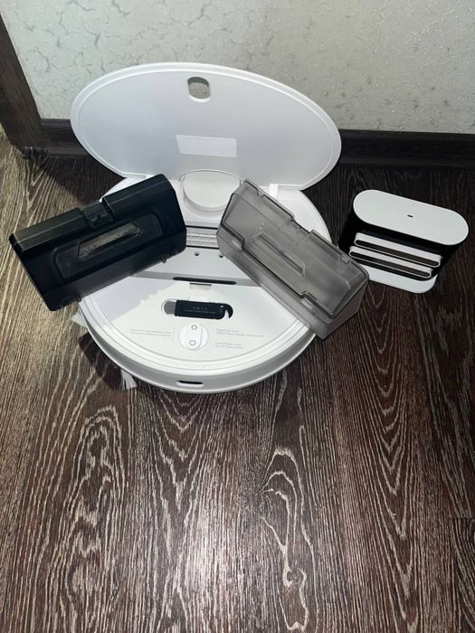 Робот-пылесос Mi Robot Vacuum Mop P