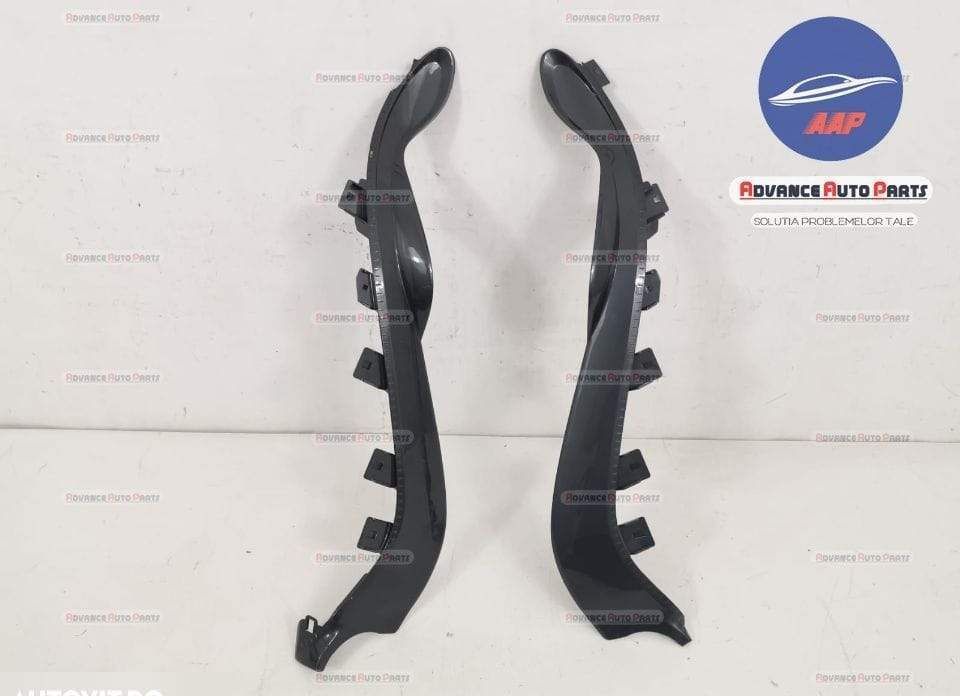 Set stanga dreapta ornamente scaun original in stare buna Audi  TT  8S
