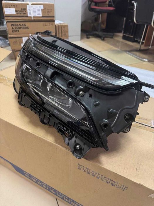 Фара правая Chevrolet  EQUINOX