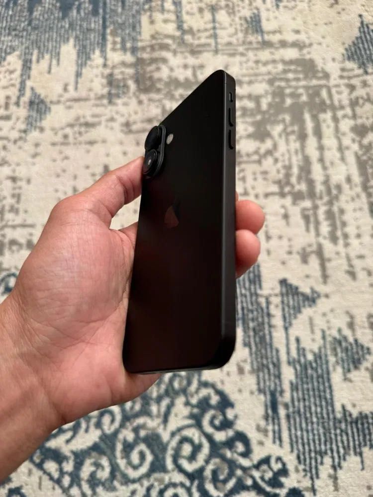 Iphone XR 16 korpusda BLACK